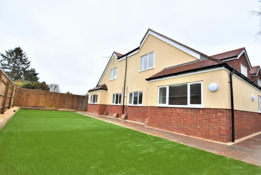 Апартаменты Didcot - Private Flat With Garden & Parking 07 Экстерьер фото